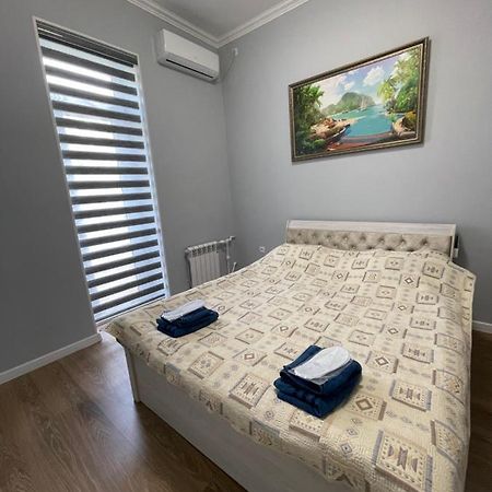 Amir Temur Apartment In Center After Renovation ทาชเคนต์ ภายนอก รูปภาพ