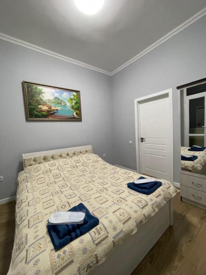 Amir Temur Apartment In Center After Renovation ทาชเคนต์ ภายนอก รูปภาพ