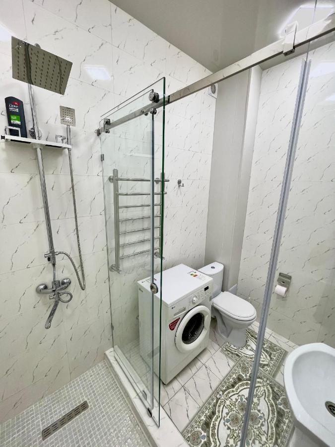 Amir Temur Apartment In Center After Renovation ทาชเคนต์ ภายนอก รูปภาพ