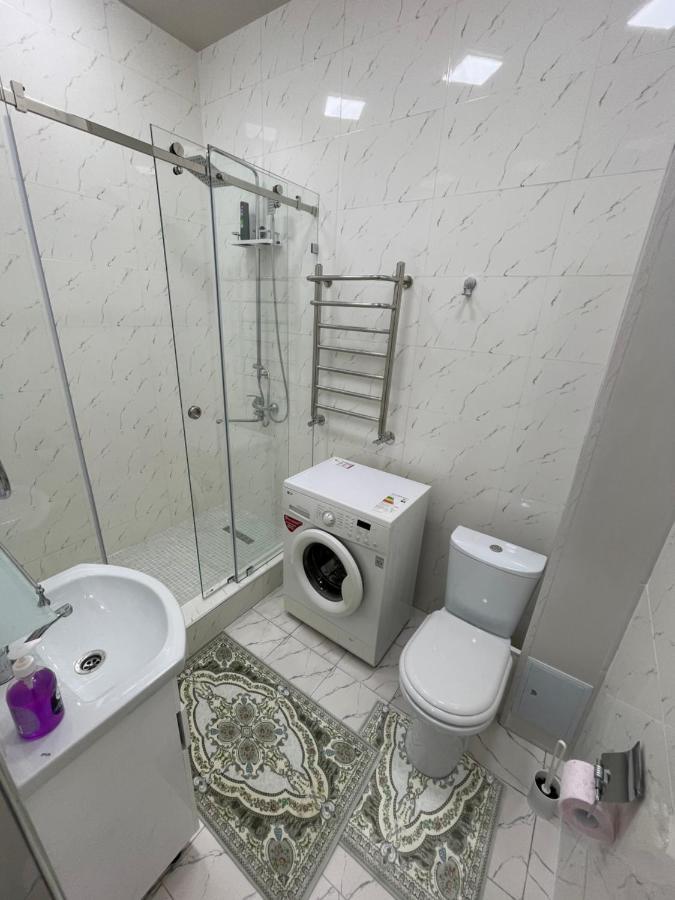 Amir Temur Apartment In Center After Renovation ทาชเคนต์ ภายนอก รูปภาพ